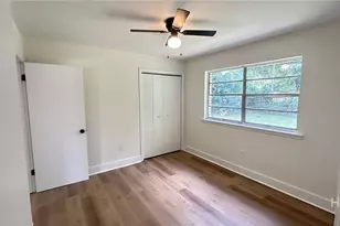 413 Barnhill Dr, Savannah, GA 31406 - Photo 5