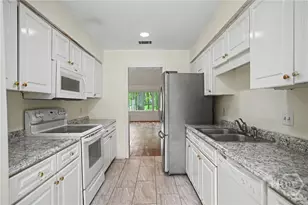 8 Franklin Creek Rd N, Savannah, GA 31411 - Photo 9