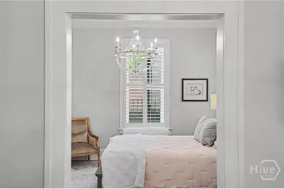 316 E Charlton Street, Savannah, GA 31401 - Photo 17