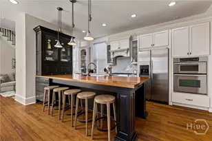 17 W Park Ave, Savannah, GA 31401 - Photo 29