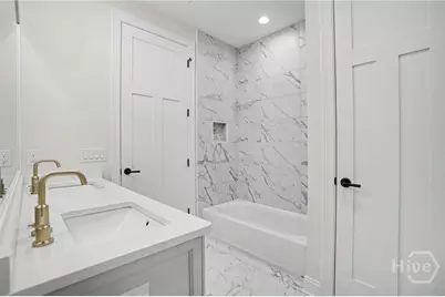 111 Grand Harbor, Savannah, GA 31411 - Photo 33