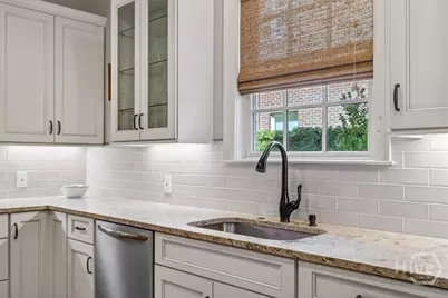 462 Montgomery Street, Savannah, GA 31401 - Photo 17