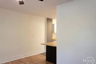 732 E Henry St, Savannah, GA 31401 - Photo 5
