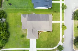 7 Gresham Ln, Savannah, GA 31419 - Photo 3