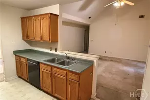 126 Rose Dhu Way, Savannah, GA 31419 - Photo 3