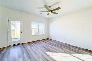 190 Hamilton Dr, Hinesville, GA 31313 - Photo 9