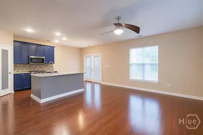 146 Chapel Lake S, Savannah, GA 31419 - Photo 3
