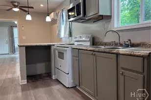 1410 New Castle St, Savannah, GA 31415 - Photo 7