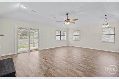 625 Trevor Street, Hinesville, GA 31313 - Photo 7