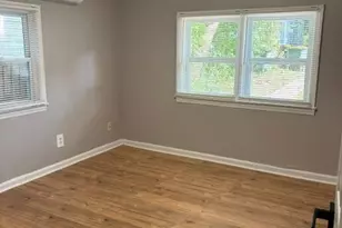 1226 E 38th St, Savannah, GA 31404 - Photo 17
