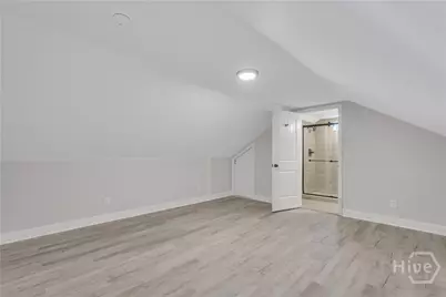 1112 E Waldburg Street, Savannah, GA 31404 - Photo 31