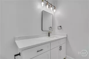 1112 E Waldburg St, Savannah, GA 31404 - Photo 29