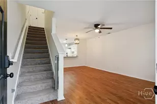 84 Fairgreen St, Savannah, GA 31407 - Photo 3