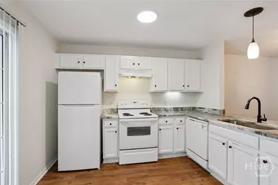 84 Fairgreen Street, Savannah, GA 31407 - Photo 13