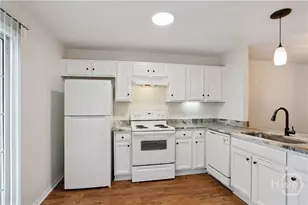 84 Fairgreen St, Savannah, GA 31407 - Photo 13