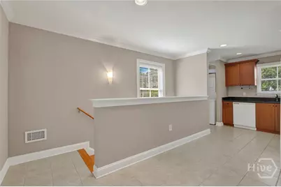 302 W Wayne Street #Carriage House, Savannah, GA 31401 - Photo 11