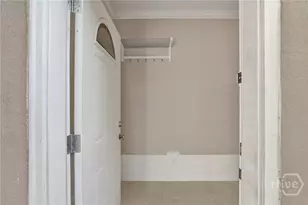 302 W Wayne St, Savannah, GA 31401 - Photo 7
