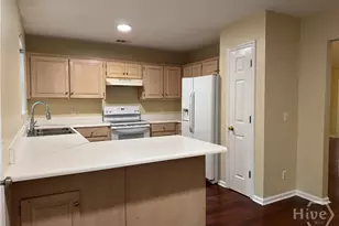 110 Chapel Dr, Savannah, GA 31406 - Photo 5
