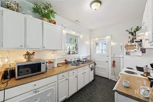 522 E 38th St, Savannah, GA 31401 - Photo 9