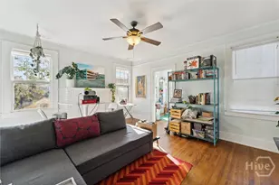 522 E 38th St, Savannah, GA 31401 - Photo 3