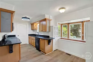 42 E Deerwood Rd, Savannah, GA 31410 - Photo 17