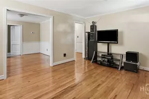 316 Columbus Dr, Savannah, GA 31405 - Photo 7