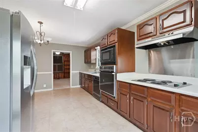 316 Columbus Drive, Savannah, GA 31405 - Photo 13