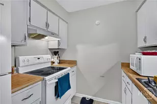 1013 Debbie St, Savannah, GA 31410 - Photo 15