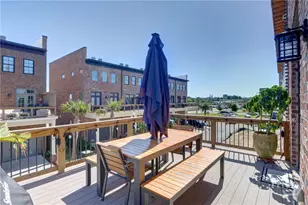 421 Port St, Savannah, GA 31401 - Photo 9