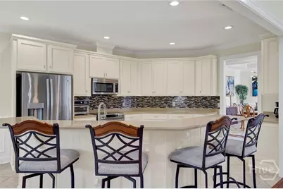 68 Crestwood Drive, Savannah, GA 31405 - Photo 15