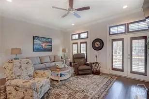 421 Port St, Savannah, GA 31401 - Photo 7