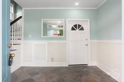 2304 Reynolds Street, Savannah, GA 31401 - Photo 21