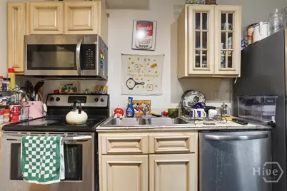 2304 Reynolds Street, Savannah, GA 31401 - Photo 7