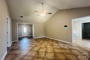 705 Dover Ln, Hinesville, GA 31313 - Photo 9
