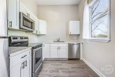 812 E Park Avenue, Savannah, GA 31401 - Photo 11