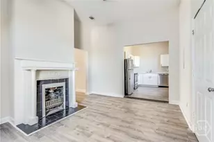 812 E Park Ave, Savannah, GA 31401 - Photo 9