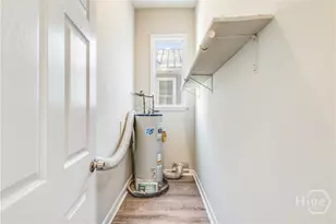 812 E Park Ave, Savannah, GA 31401 - Photo 25