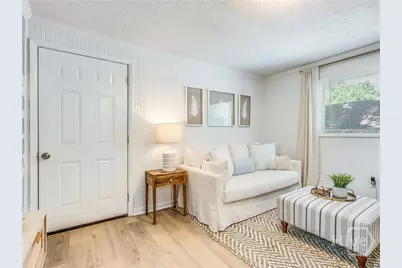 2203 Delesseps Avenue, Savannah, GA 31404 - Photo 23