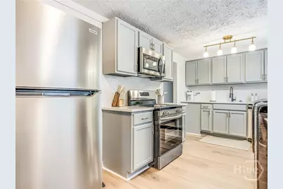 2203 Delesseps Avenue, Savannah, GA 31404 - Photo 27