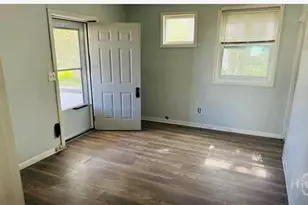 805 Carter St, Savannah, GA 31415 - Photo 3