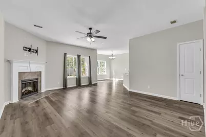 201 Turpentine Trail, Hinesville, GA 31313 - Photo 7