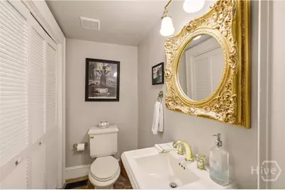 111 E Broad Street, Savannah, GA 31401 - Photo 27