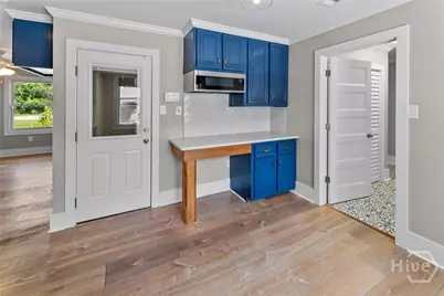 1723 Walthour Road, Savannah, GA 31410 - Photo 15