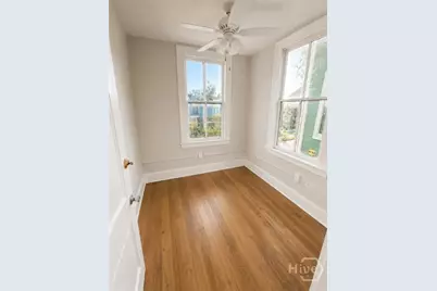 516 W 38th Street #1/2, Savannah, GA 31415 - Photo 7