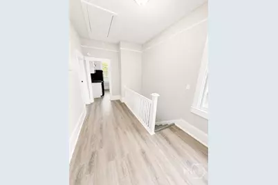 706 E 35th Street #Upper, Savannah, GA 31401 - Photo 3