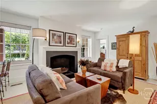 224 E Jones Ln, Savannah, GA 31401 - Photo 17