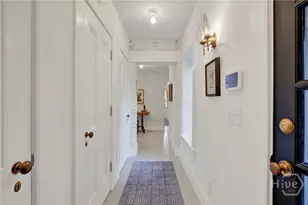 224 E Jones Ln, Savannah, GA 31401 - Photo 7