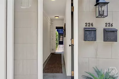 224 E Jones Lane #Garden, Savannah, GA 31401 - Photo 3