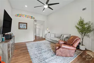127 Chapel Dr, Savannah, GA 31406 - Photo 9
