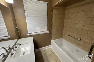 101 W 52nd St, Savannah, GA 31405 - Photo 15